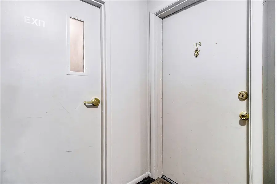 742 W Kilgore #108, Kalamazoo, MI 49008 - #3