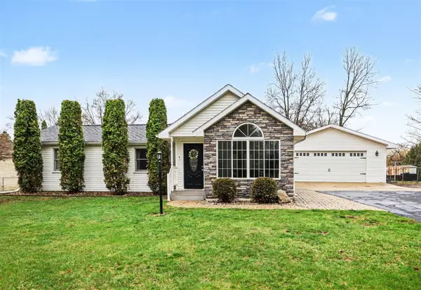 524 S Rosewood, Jackson, MI 49201