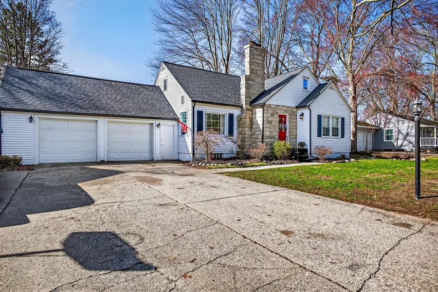 1845 Spencer, Norton Shores, MI 49441 - #3