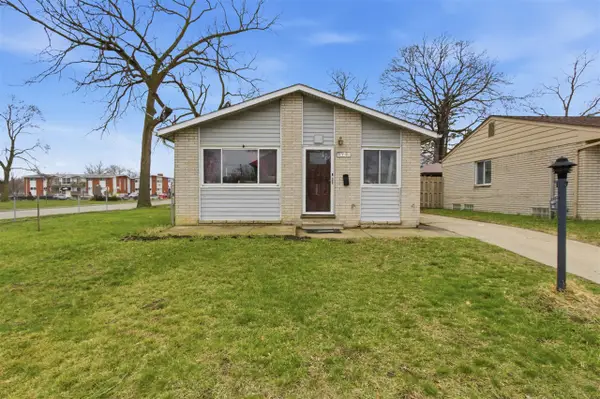 170 Beyne, Mount Clemens, MI 48043