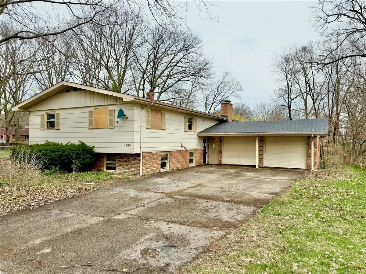 1565 N Teakwood, Stevensville, MI 49127 - #1