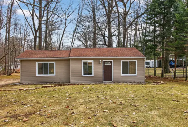 3498 Niemi, Harrison, MI 48625