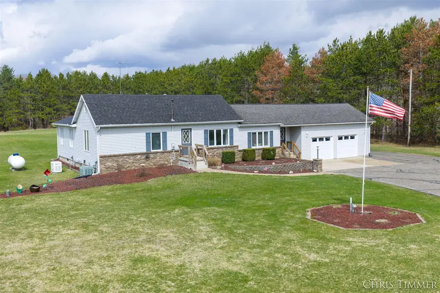 1787 18 Mile, Kent City, MI 49330 - #2