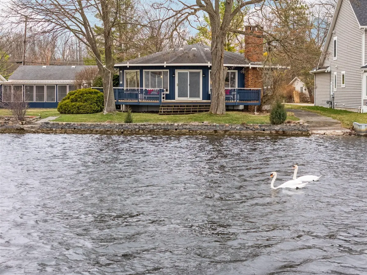 11247 Colony, Pinckney, MI 48169 - #1