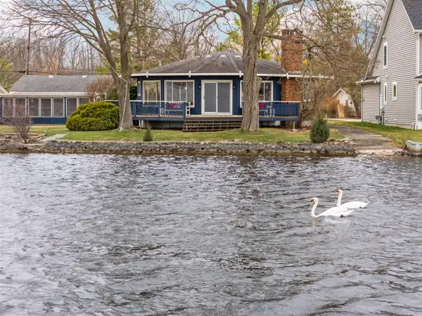 11247 Colony, Pinckney, MI 48169