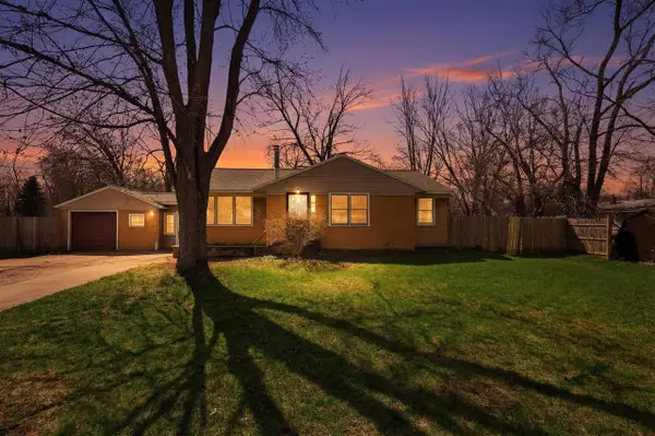 216 55th, Grand Rapids, MI 49548