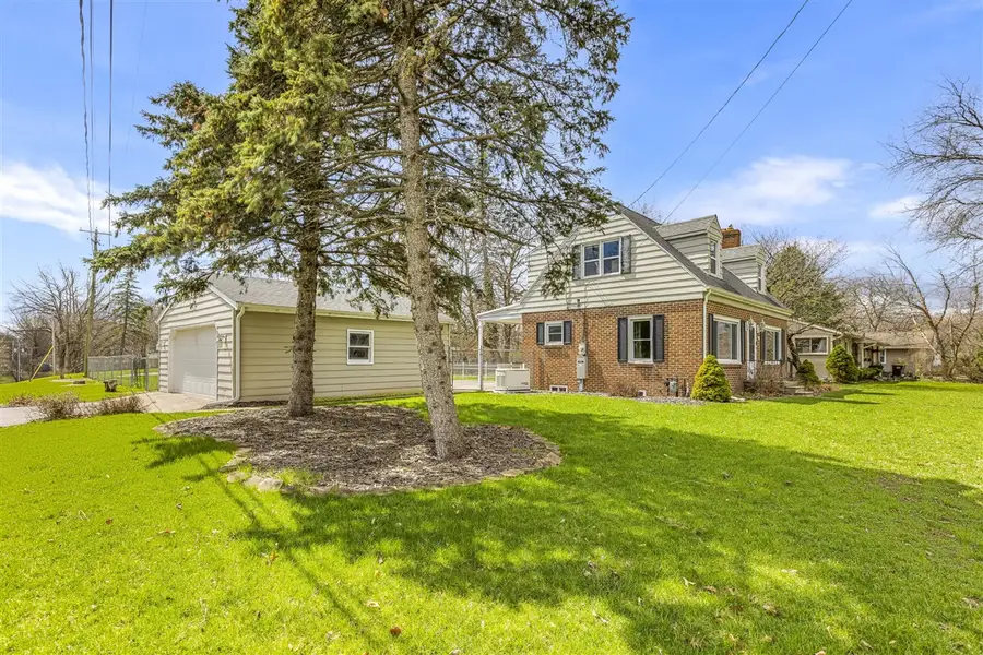 320 River, Hillsdale, MI 49242 - #3