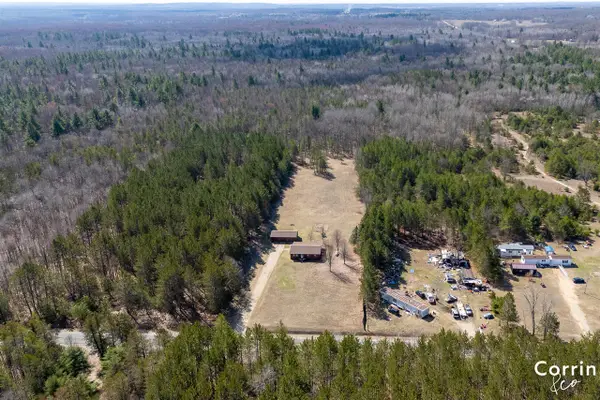 7806 W 13 Mile, Bitely, MI 49309