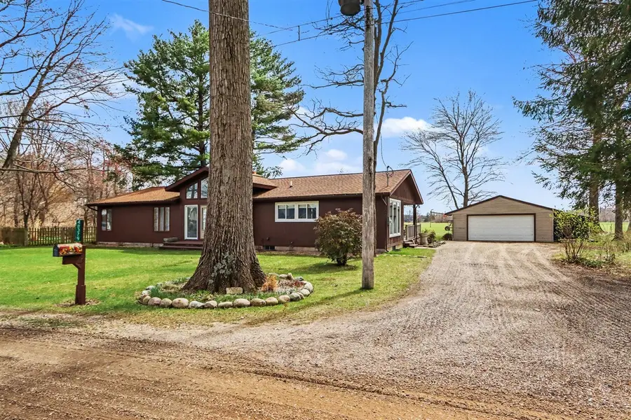 48379 Hill, Decatur, MI 49045 - #3