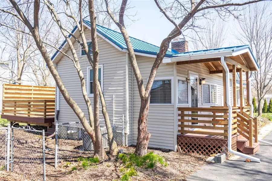 501 N Elm, Three Oaks, MI 49128 - #2