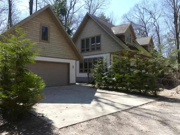 313 S Stone Church, Shelby, MI 49455