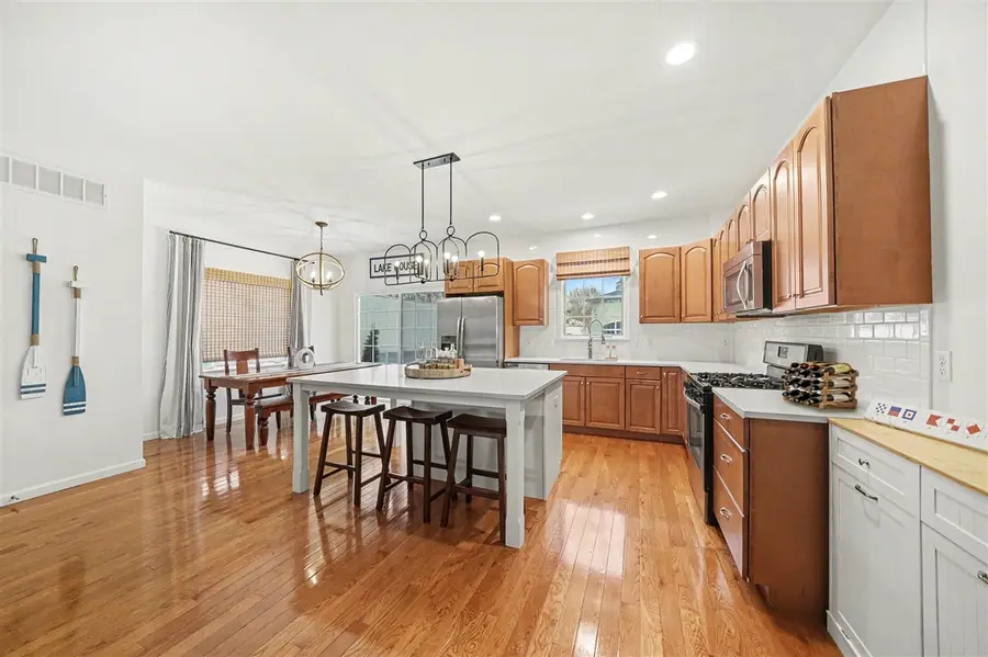 217 W Merchant, New Buffalo, MI 49117 - #2