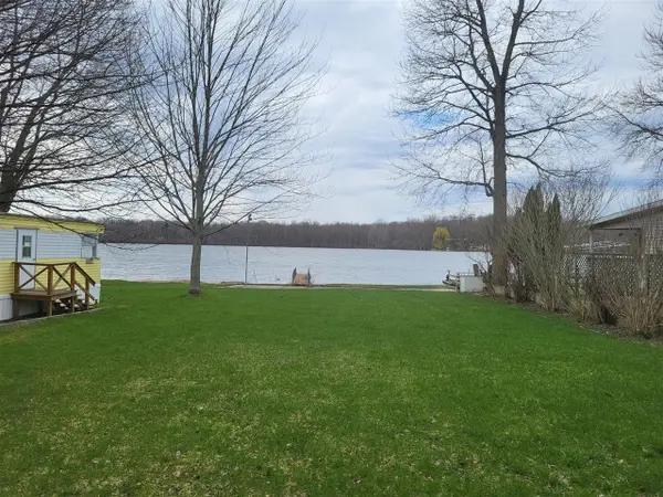 V/L 10 E Peterson, Gobles, MI 49055