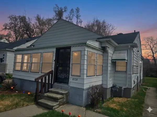 8236 Trinity, Detroit, MI 48228