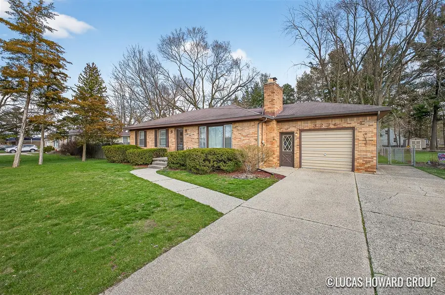 3234 Ivanrest, Grandville, MI 49418 - #2