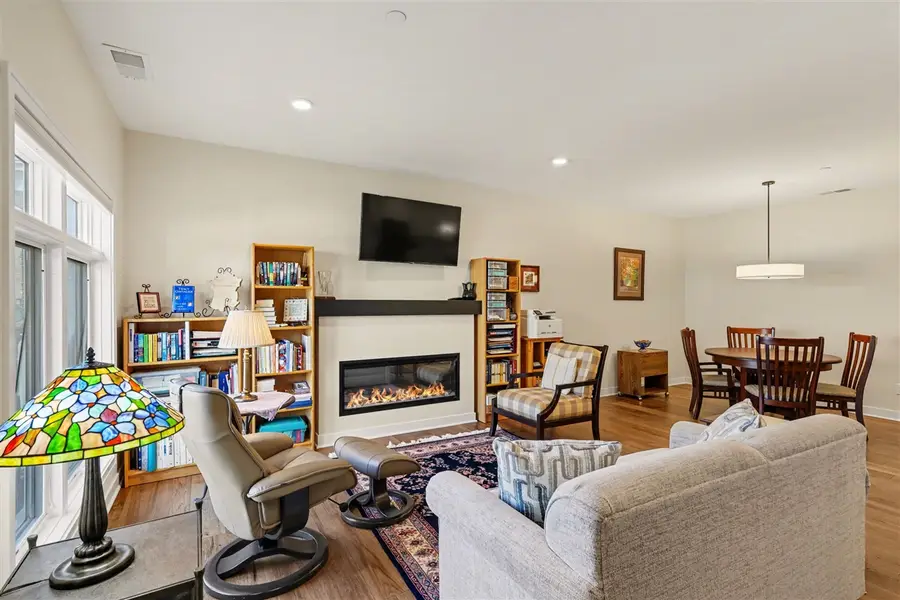 624 Boardwalk, Dexter, MI 48130 - #2