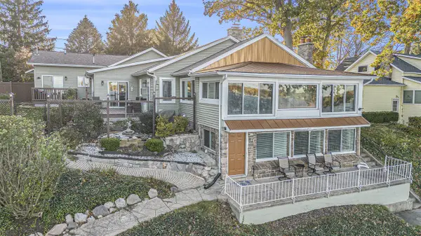 33766 Forest Beach, Eau Claire, MI 49111