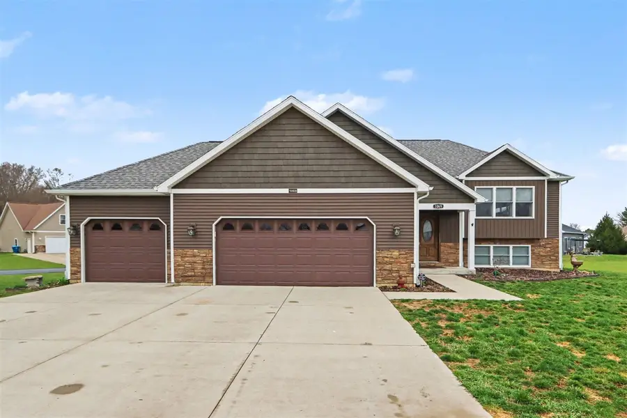 1069 S Stoneridge, Plainwell, MI 49080 - #2
