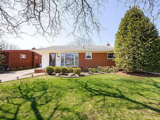 3230 Maxwell, Trenton, MI 48183 - #1