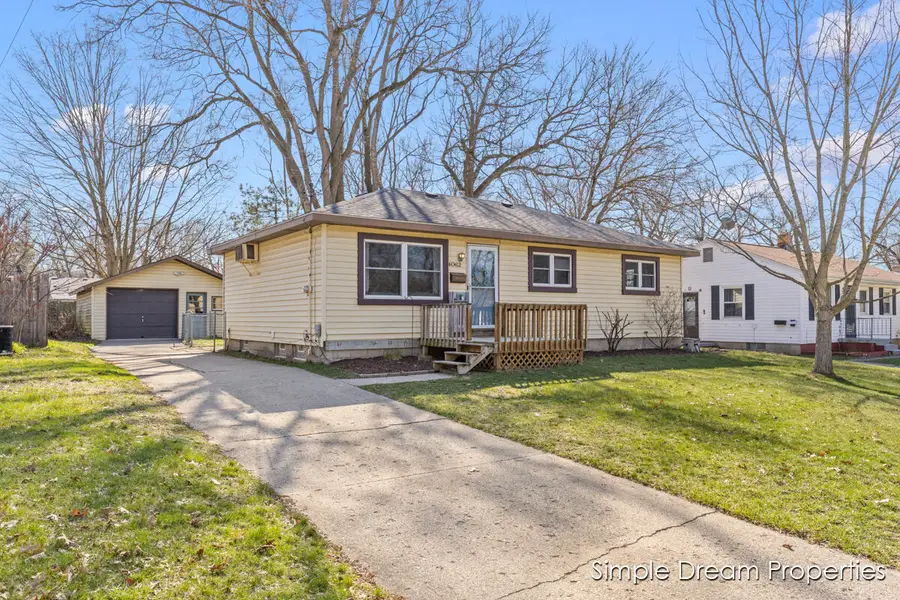 4062 Oriole, Wyoming, MI 49509 - #2