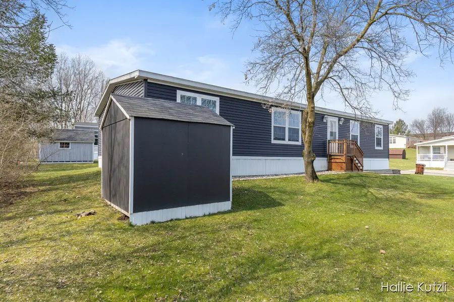 1418 Red Oak, Belmont, MI 49306 - #2