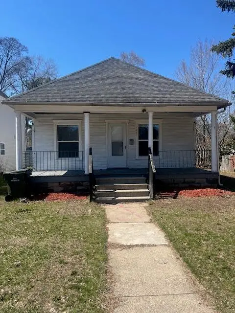 1687 Smith, Muskegon, MI 49442