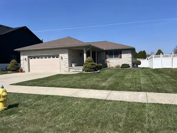 15972 Petros, Rockwood, MI 48173