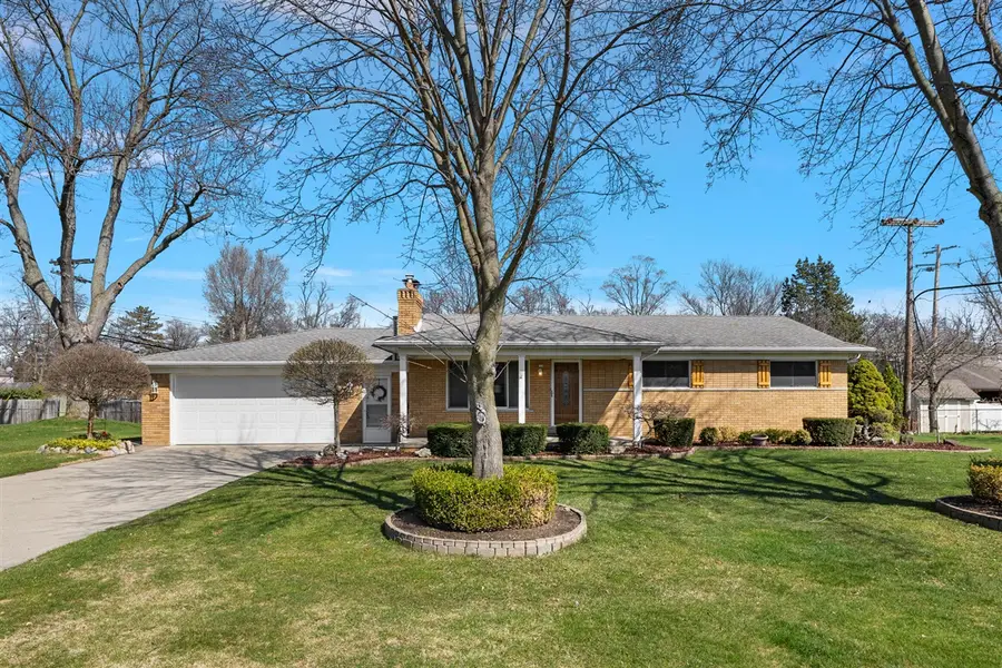 52742 Pappy, Shelby, MI 48316 - #2