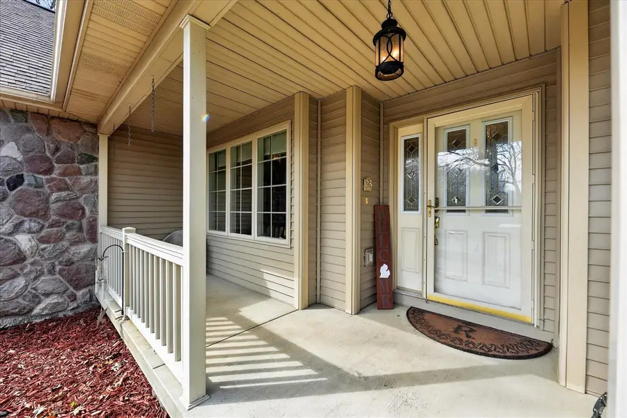 2116 Scenic Hills, Jackson, MI 49201 - #2