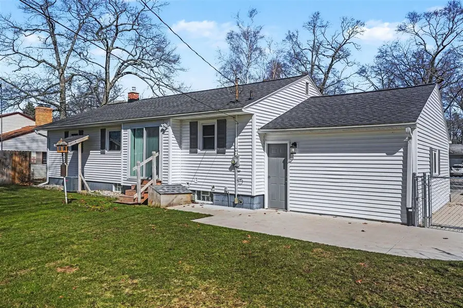 1657 Leif, Norton Shores, MI 49441 - #3