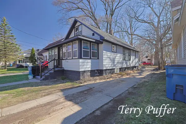 3020 Highland, Muskegon, MI 49444
