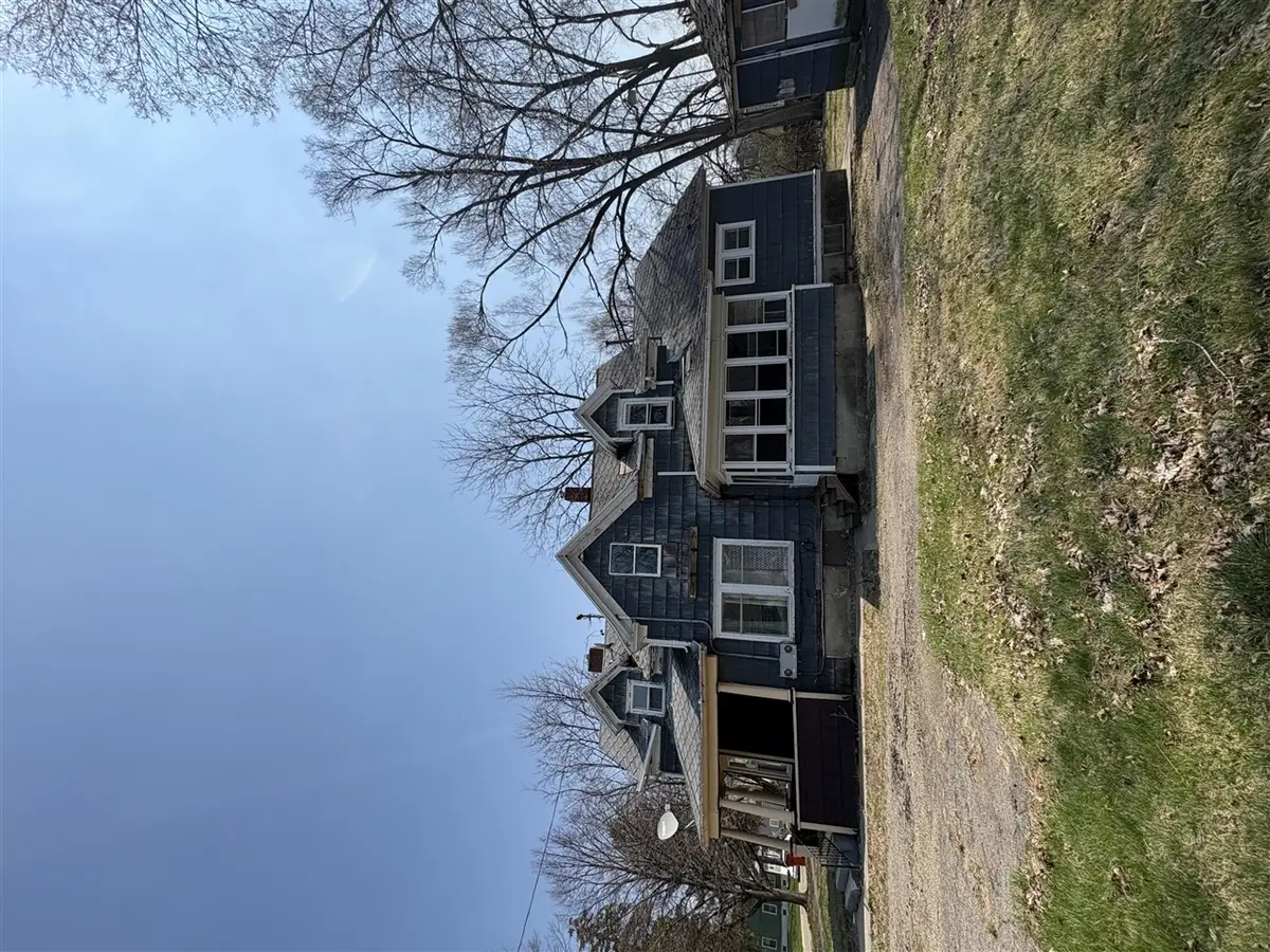 109 Wall, Jackson, MI 49203 - #1