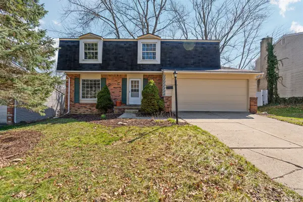 2431 Roanoke, Ypsilanti, MI 48197