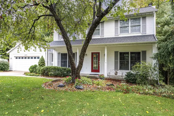 2243 Waterford, Grand Rapids, MI 49525