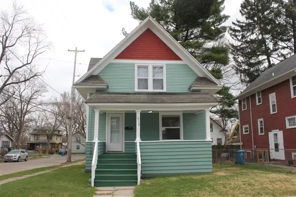 816 Stuart, Kalamazoo, MI 49007
