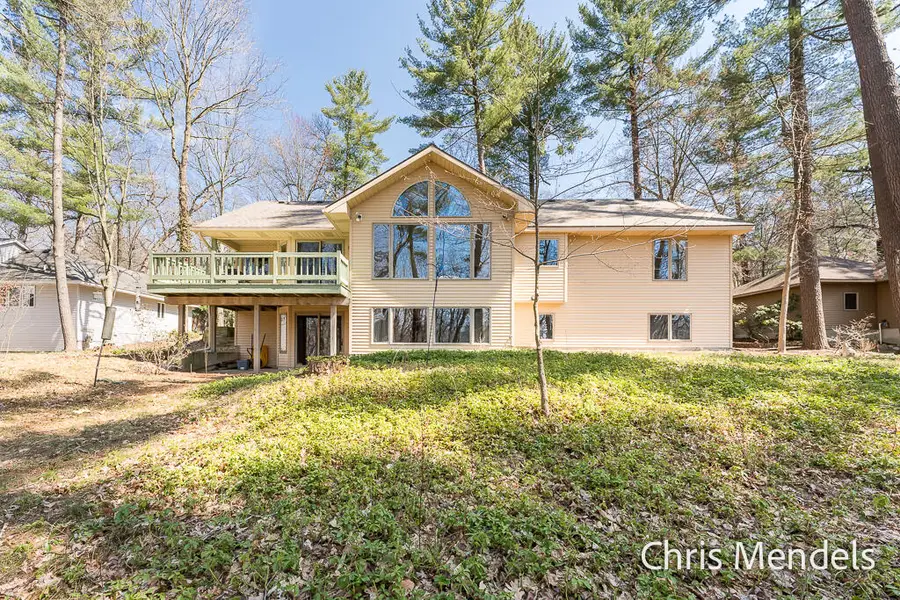 3140 Riverwoods, Rockford, MI 49341 - #3