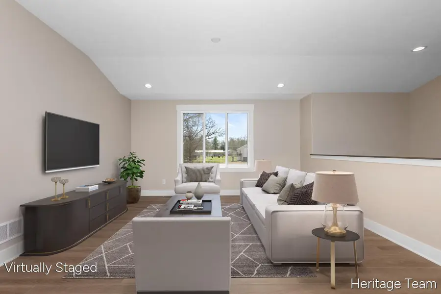 3323 Babylon, Allegan, MI 49010 - #3