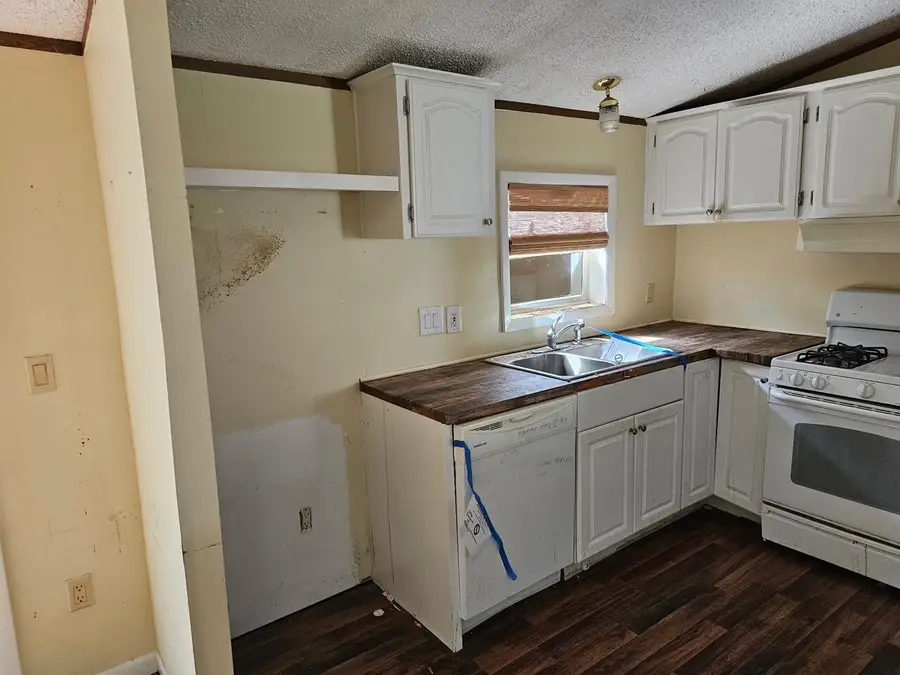 54565 Adams, Eau Claire, MI 49111 - #2