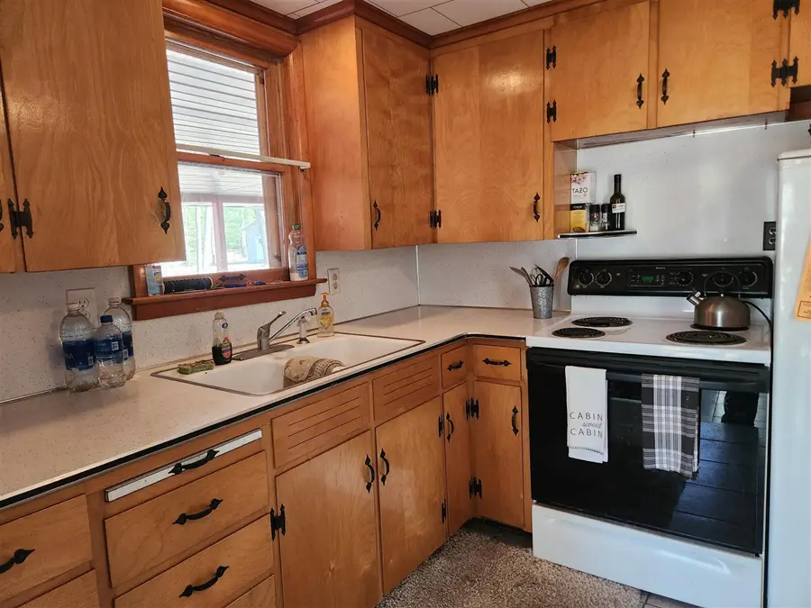 8024 W Hemlock, Baldwin, MI 49304 - #3