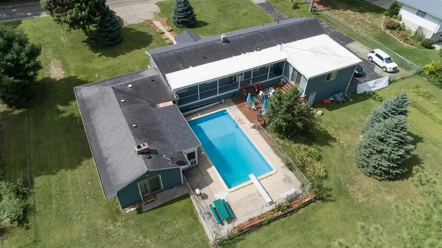 55081 Buckhorn, Three Rivers, MI 49093 - #2