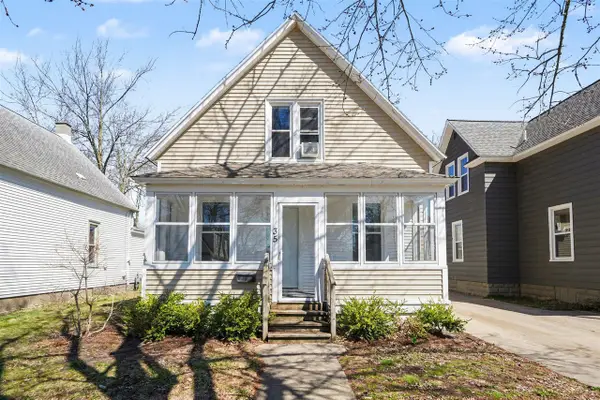 35 E 17th, Holland, MI 49423