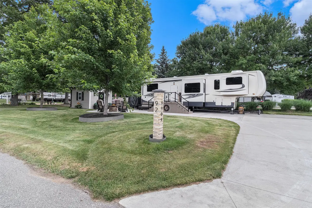 9909 S Paradise, Baldwin, MI 49304 - #1