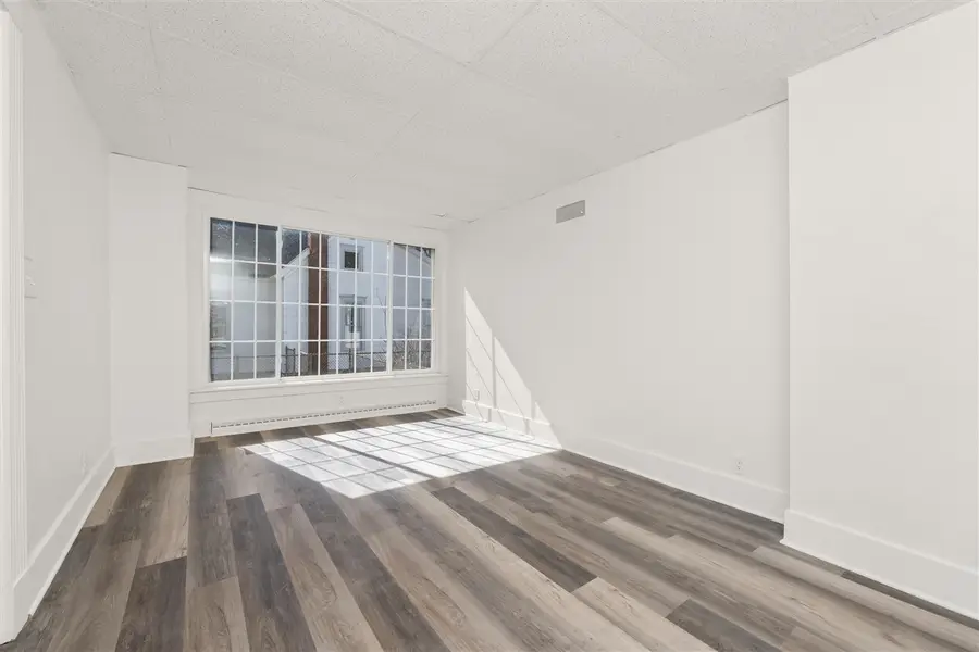 758 Pearl, Benton Harbor, MI 49022 - #3