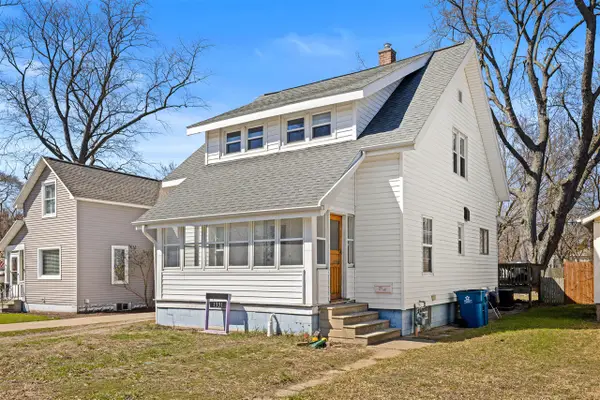 1331 Pennoyer, Grand Haven, MI 49417