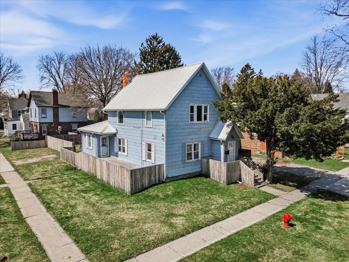 1803 10th, Port Huron, MI 48060 - #1