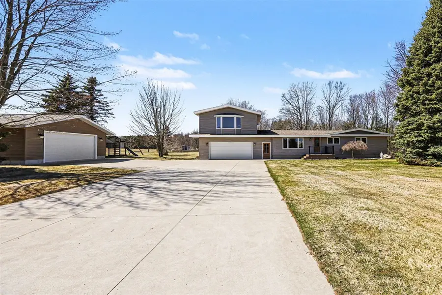 4786 Red Apple, Manistee, MI 49660 - #2