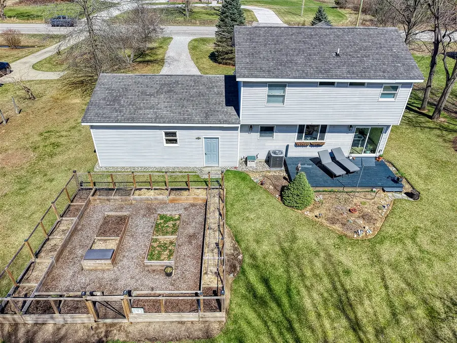 8043 W Dodge, Montrose, MI 48457 - #2