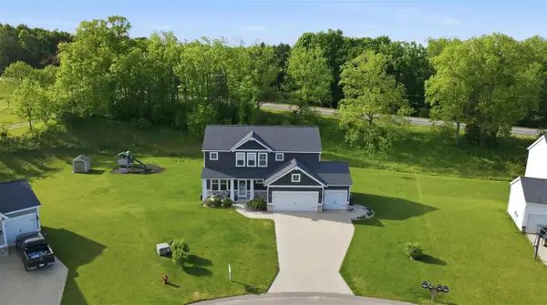 8433 Sunnyview, Caledonia, MI 49316