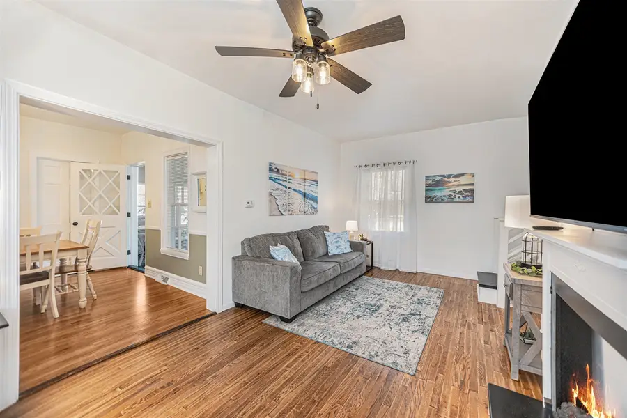 620 N Lakeshore, Ludington, MI 49431 - #3