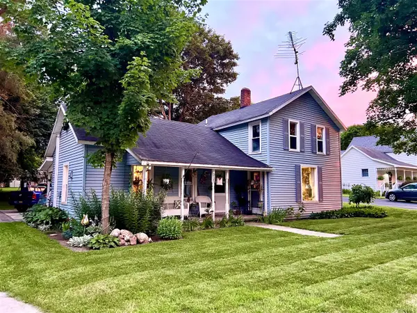 315 W Pere Marquette, Big Rapids, MI 49307